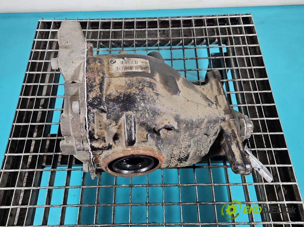 Bmw X5 F15 2013-2018 3.0d 258 HP automatic 190 kW 2993 cm3 5- Most: zadní: