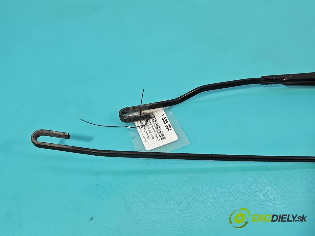 Vw Polo IV 9N 2001-2009 1.2 6v 54 HP manual 40 kW 1198 cm3 5- rameno stieračov predné komplet 6Q1955409