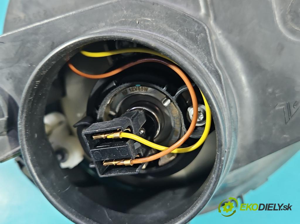 Vw Polo IV 9N 2001-2009 1.2 6v 54 HP manual 40 kW 1198 cm3 5- Reflektor: pravý 6Q1941008BB (Svetlo predné pravé)