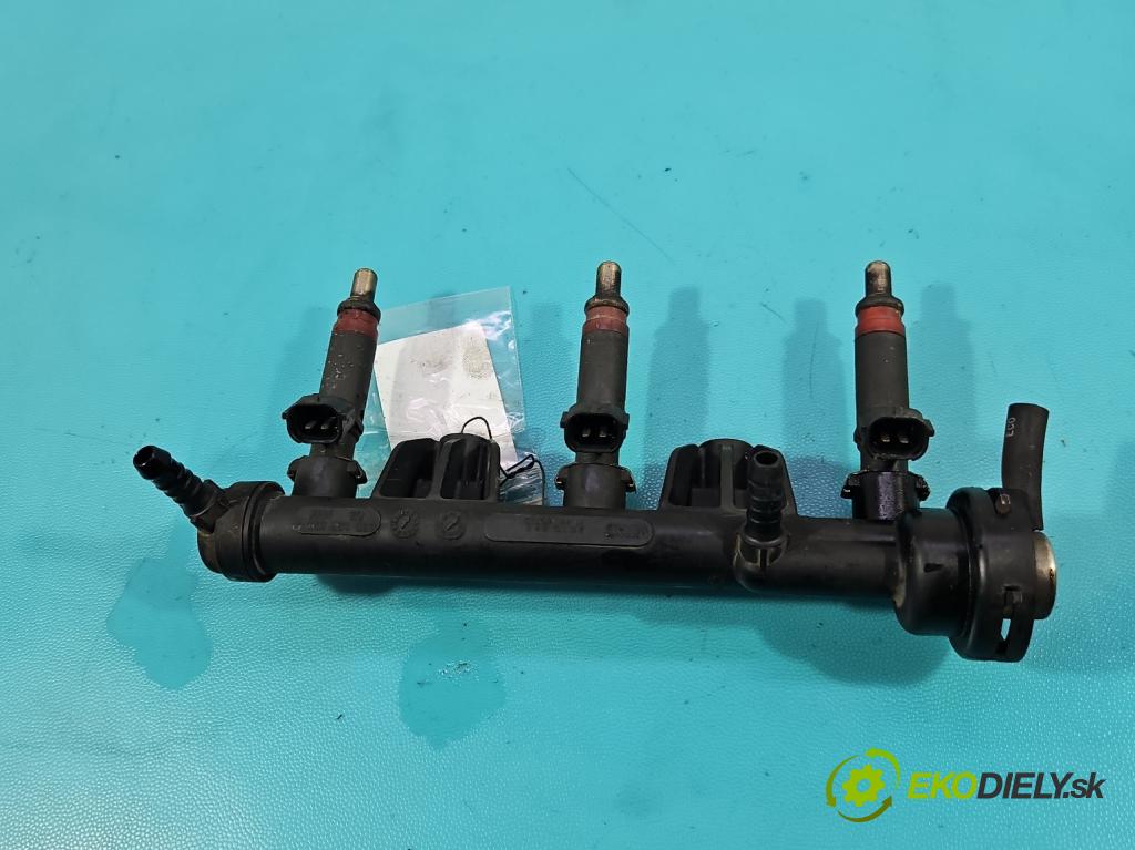 Vw Polo IV 9N 2001-2009 1.2 6v 54 HP manual 40 kW 1198 cm3 5- vstrek 03D906031C (Vstrekovač paliva)