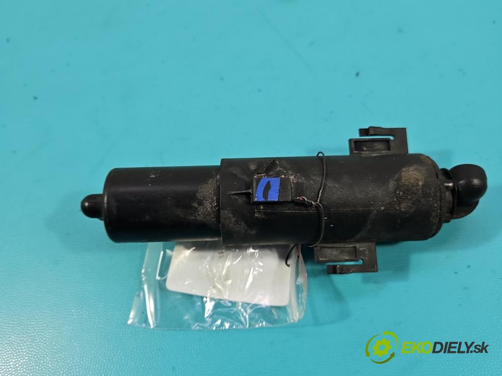 Audi A5 8T 2007-2016 3.0 tdi 239KM manual 176 kW 2967 cm3 2- ostrekovač reflektor: ľavý 8T0955101 (Motorček ostrekovačov)