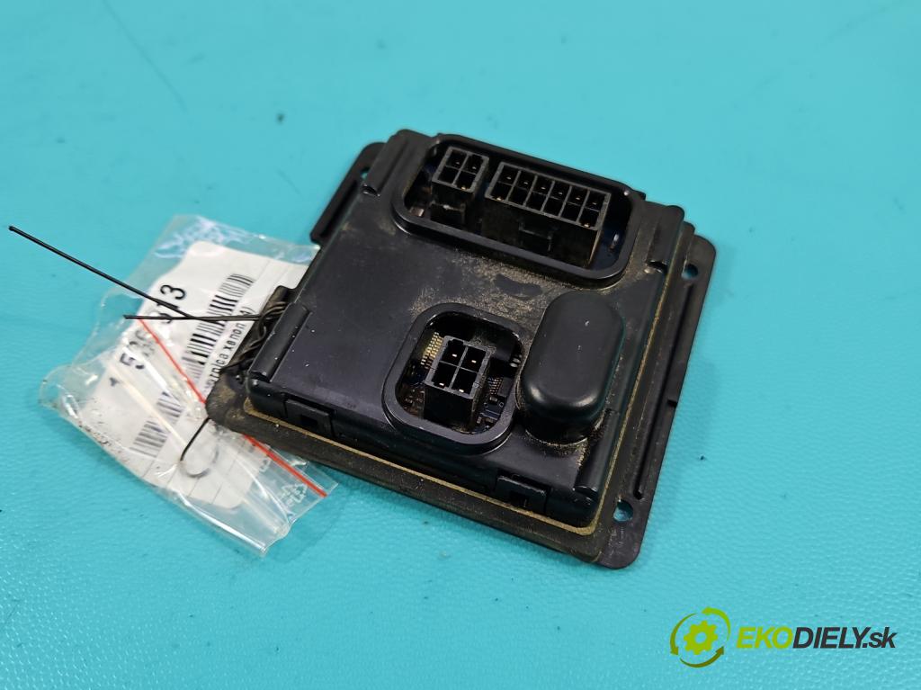 Audi A5 8T 2007-2016 3.0 tdi 239KM manual 176 kW 2967 cm3 2- střídač: xenon 7L6941329A (Riadiaca jednotka xenónu)