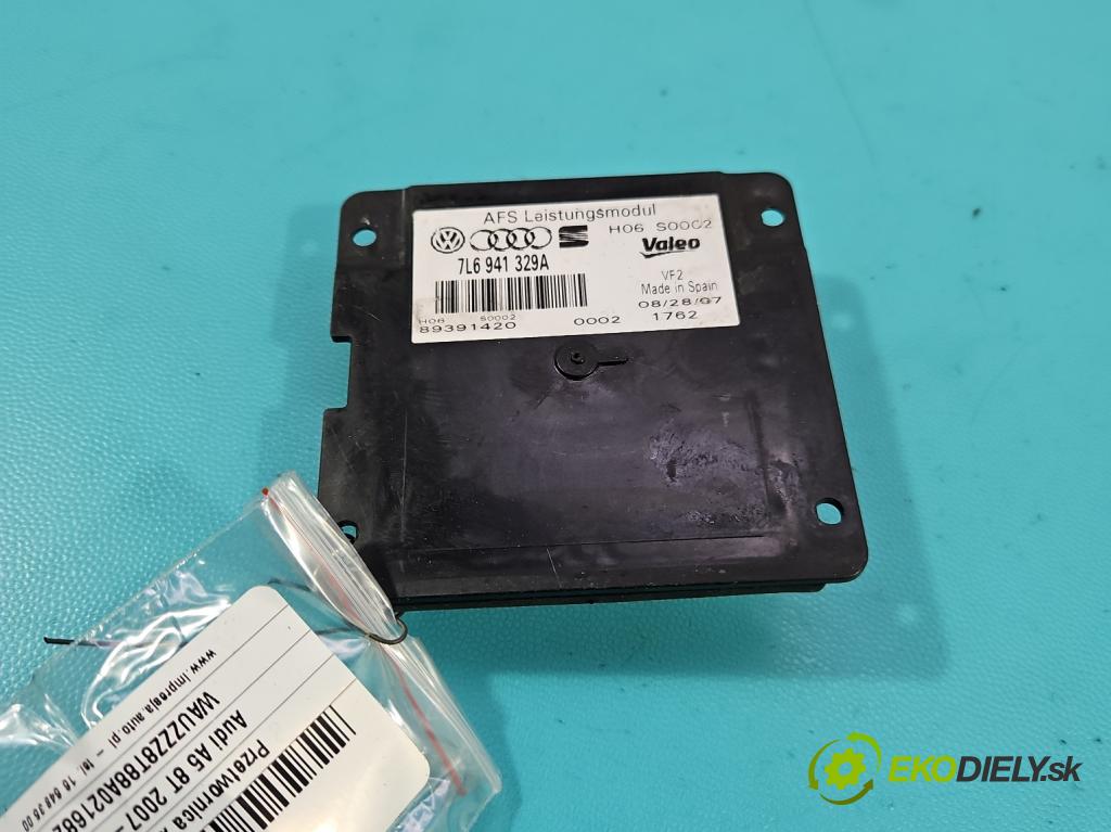 Audi A5 8T 2007-2016 3.0 tdi 239KM manual 176 kW 2967 cm3 2- střídač: xenon 7L6941329A (Riadiaca jednotka xenónu)