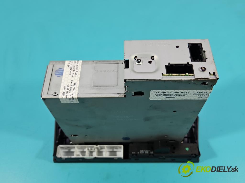 Audi A5 8T 2007-2016 3.0 tdi 239KM manual 176 kW 2967 cm3 2- Menič: cd 8T1035110B (CD menič)