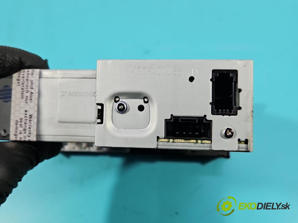 Audi A5 8T 2007-2016 3.0 tdi 239KM manual 176 kW 2967 cm3 2- Menič: cd 8T1035110B (CD menič)