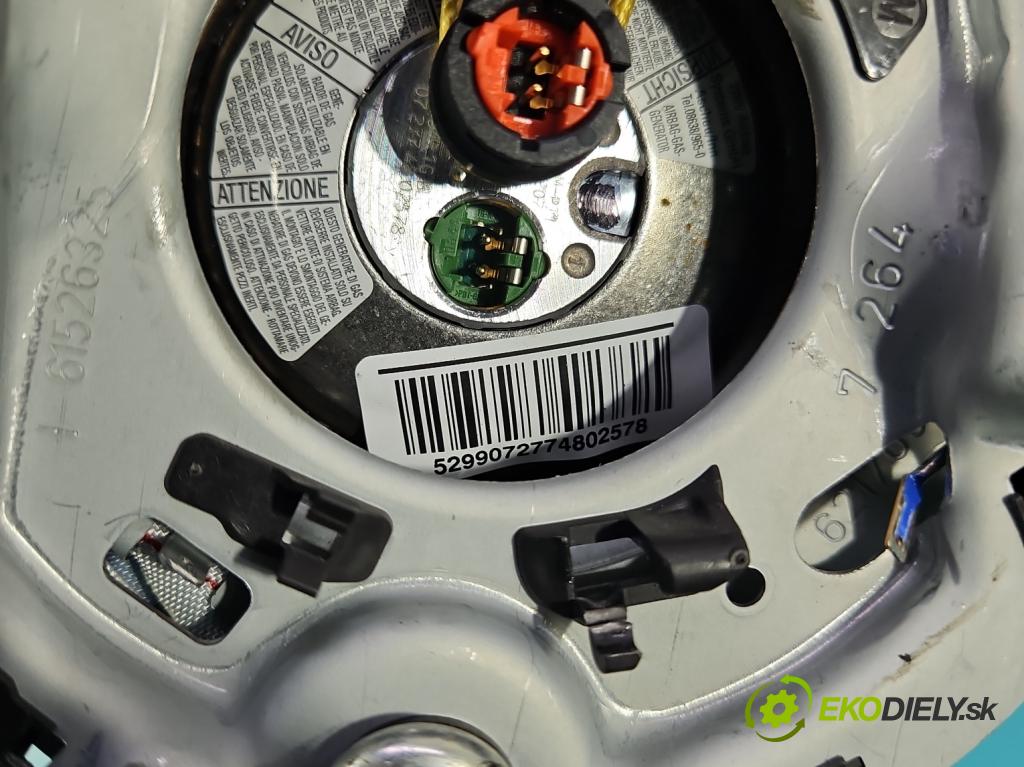 Audi A5 8T 2007-2016 3.0 tdi 239KM manual 176 kW 2967 cm3 2- airbag vzduch: Řidiči: 8K0880201G (Airbag)