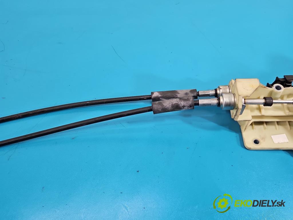 Fiat Panda II 2003-2012 1.2b 60 HP manual 44 kW 1242 cm3 5- Páka: Změny: stupeň,rýchlosť  (Rýchlostná páka (kulisa))