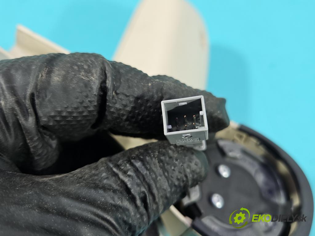 Audi A5 8T 2007-2016 3.0 tdi 239KM manual 176 kW 2967 cm3 2- zpětné zrcátko vnitřní 4F0857511 (Vnitřní zpětné zrcátko)