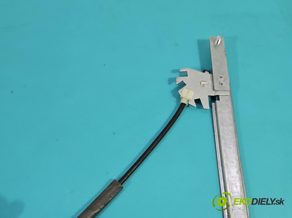 Audi A5 8T 2007-2016 3.0 tdi 239KM manual 176 kW 2967 cm3 2- mechanizmus okna predné ľavý 4F0959801D