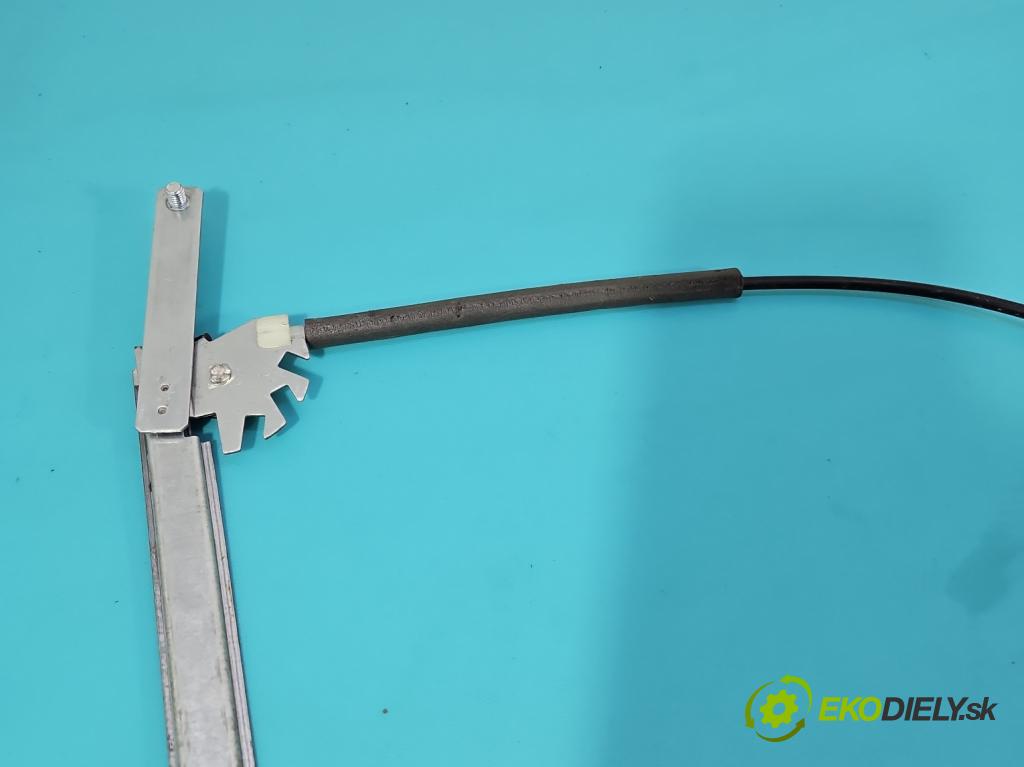 Audi A5 8T 2007-2016 3.0 tdi 239KM manual 176 kW 2967 cm3 2- mechanizmus okna predné ľavý 4F0959801D