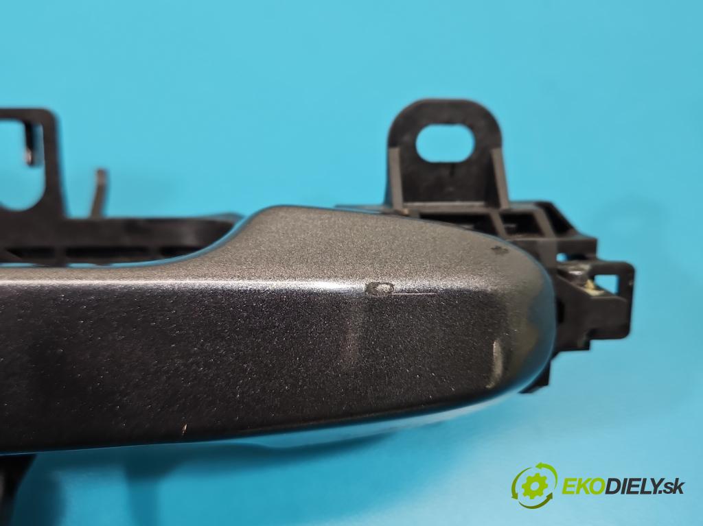 Toyota Yaris III 2011-2020 1.0 vvti 69KM manual 51 kW 998 cm3 5- rukoväť predné ľavé mimo: 242860 (Kľučka dverí vonkajšia predná ľavá)