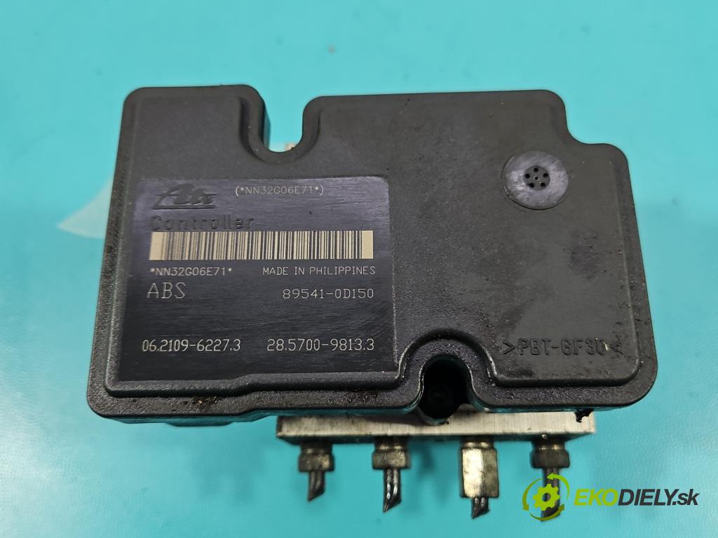 Toyota Yaris III 2011-2020 1.0 vvti 69KM manual 51 kW 998 cm3 5- čerpadlo abs 89541-0D150 (Pumpa ABS)