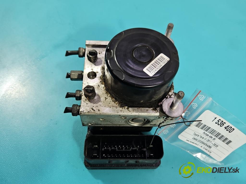 Toyota Yaris III 2011-2020 1.0 vvti 69KM manual 51 kW 998 cm3 5- čerpadlo abs 89541-0D150 (Pumpa ABS)