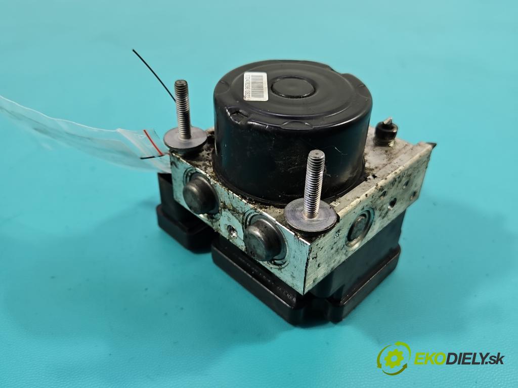 Toyota Yaris III 2011-2020 1.0 vvti 69KM manual 51 kW 998 cm3 5- čerpadlo abs 89541-0D150 (Pumpa ABS)