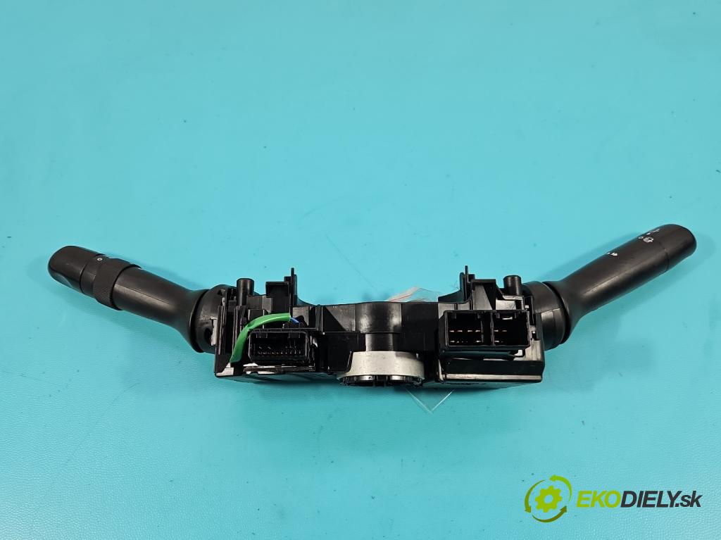 Toyota Yaris III 2011-2020 1.0 vvti 69KM manual 51 kW 998 cm3 5- prepínač komplex: 0D270-17F937 (Prepínacie páčky pod volantom)