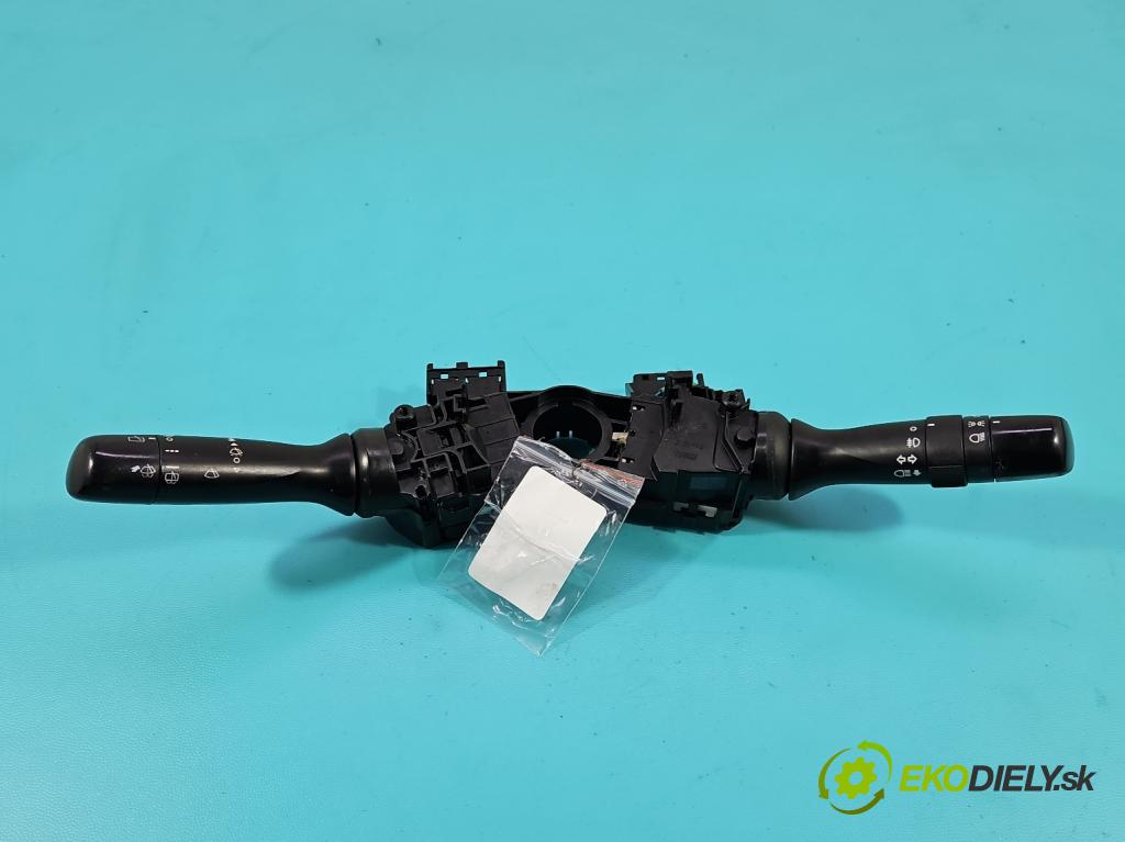 Toyota Yaris III 2011-2020 1.0 vvti 69KM manual 51 kW 998 cm3 5- prepínač komplex: 0D270-17F937 (Prepínacie páčky pod volantom)