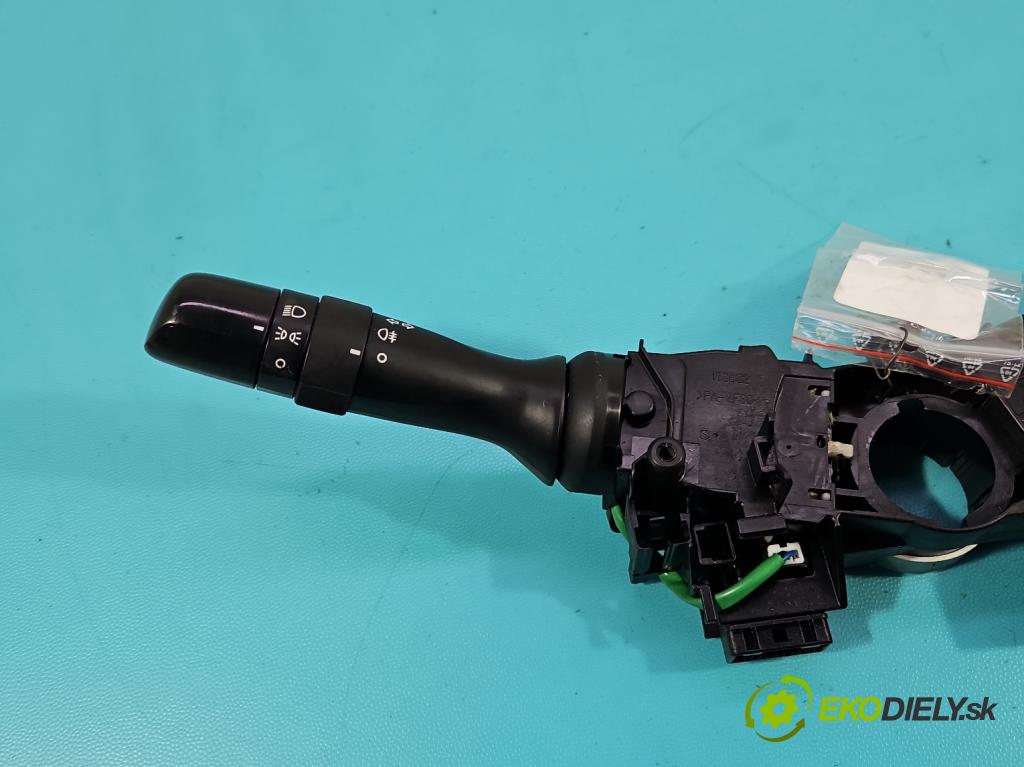 Toyota Yaris III 2011-2020 1.0 vvti 69KM manual 51 kW 998 cm3 5- prepínač komplex: 0D270-17F937 (Prepínacie páčky pod volantom)