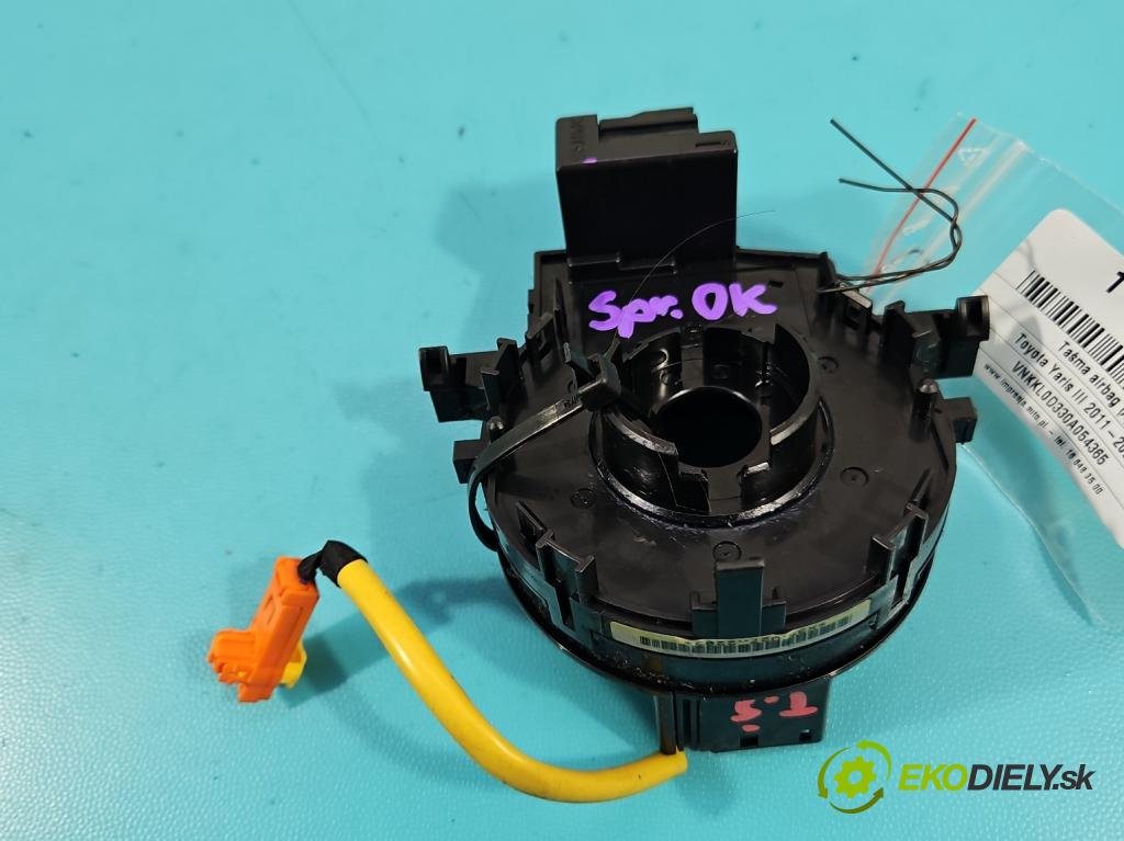 Toyota Yaris III 2011-2020 1.0 vvti 69KM manual 51 kW 998 cm3 5- Páska: airbag  (Airbag)