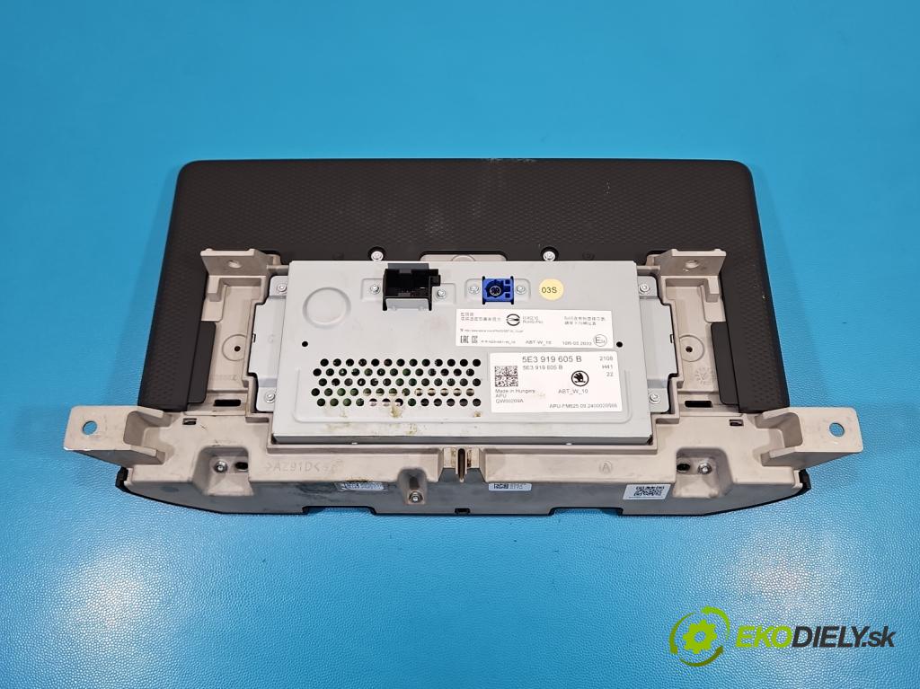 Skoda Octavia IV 2019- 1.5 TSI 150 HP automatic 110 kW 1498 cm3 5- Zobrazit: 5E3919605B (Prístrojová doska)