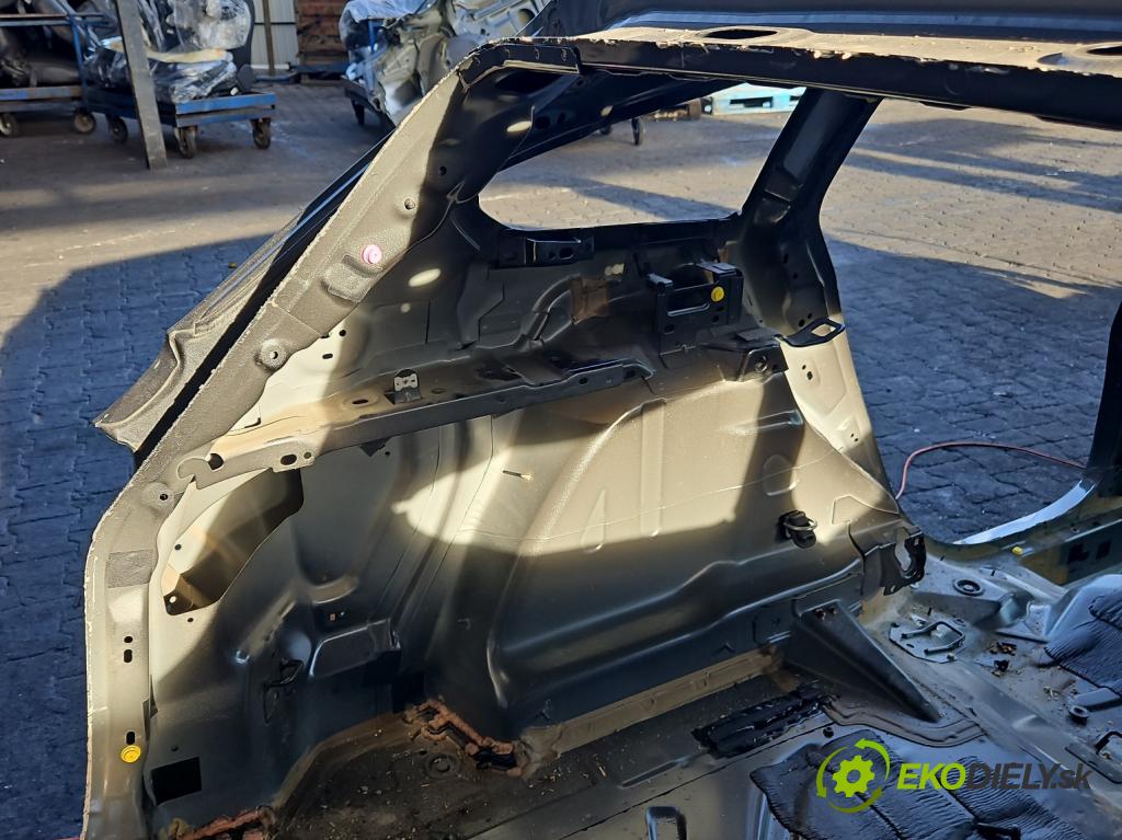Ford Focus Mk4 2018- 1.5 TDCI 120 hp automatic 88 kW 1499 cm3 5- blatnik zadní levý