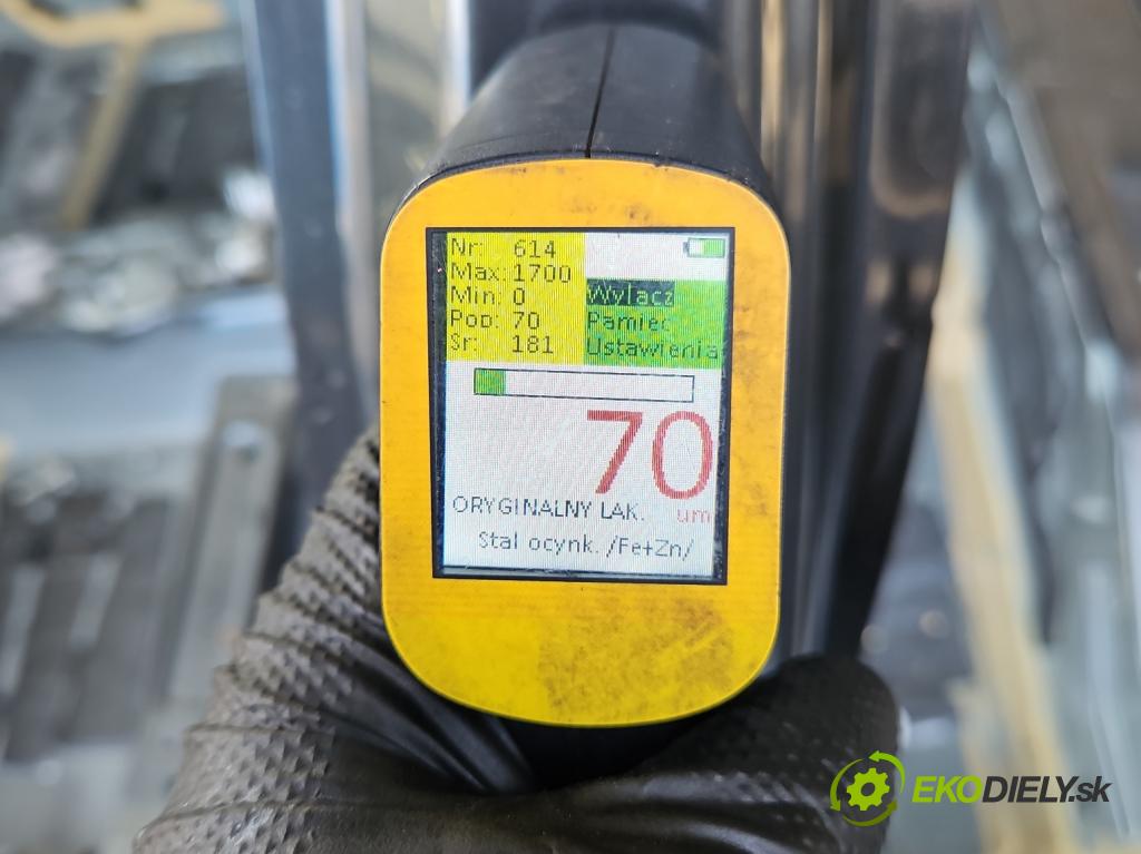 Ford Focus Mk4 2018- 1.5 TDCI 120 hp automatic 88 kW 1499 cm3 5- práh levý  (Karoserie ostatní)