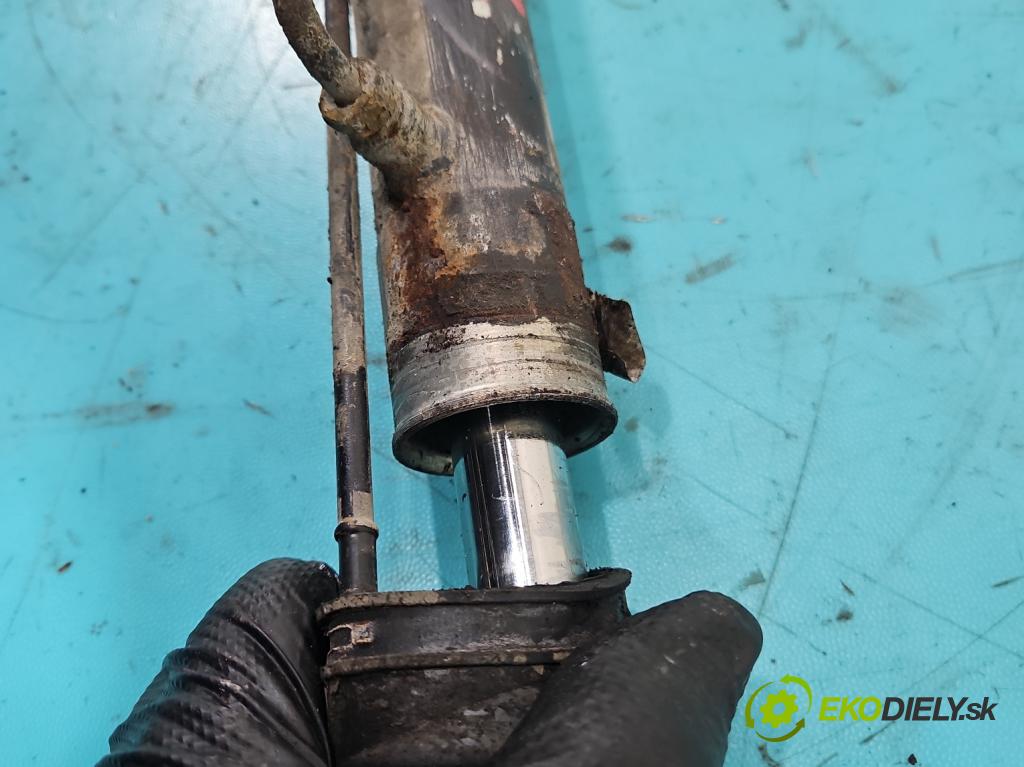 Vw Passat B4 1993-1997 1.6 8V 101 hp manual 74 kW 1595 cm3 5- řízení volant 3A1422061B