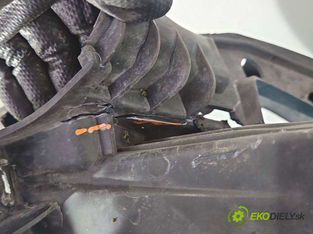 Bmw X6 E71 2007–2014 3.0d 306KM automatic 225 kW 2993 cm3 5- blatnik přední pravý  (Klika dveří ostatní)