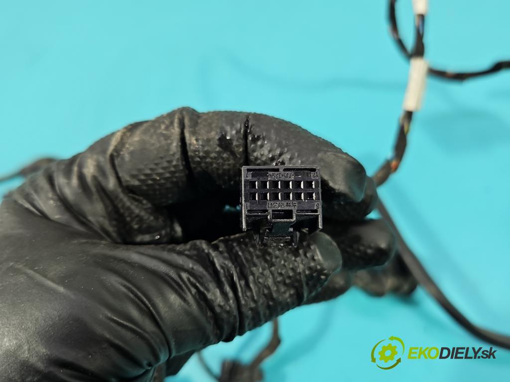 Audi A5 8T 2007-2016 3.0 tdi 239KM manual 176 kW 2967 cm3 2- Balíček: nárazníku zadní 420919275