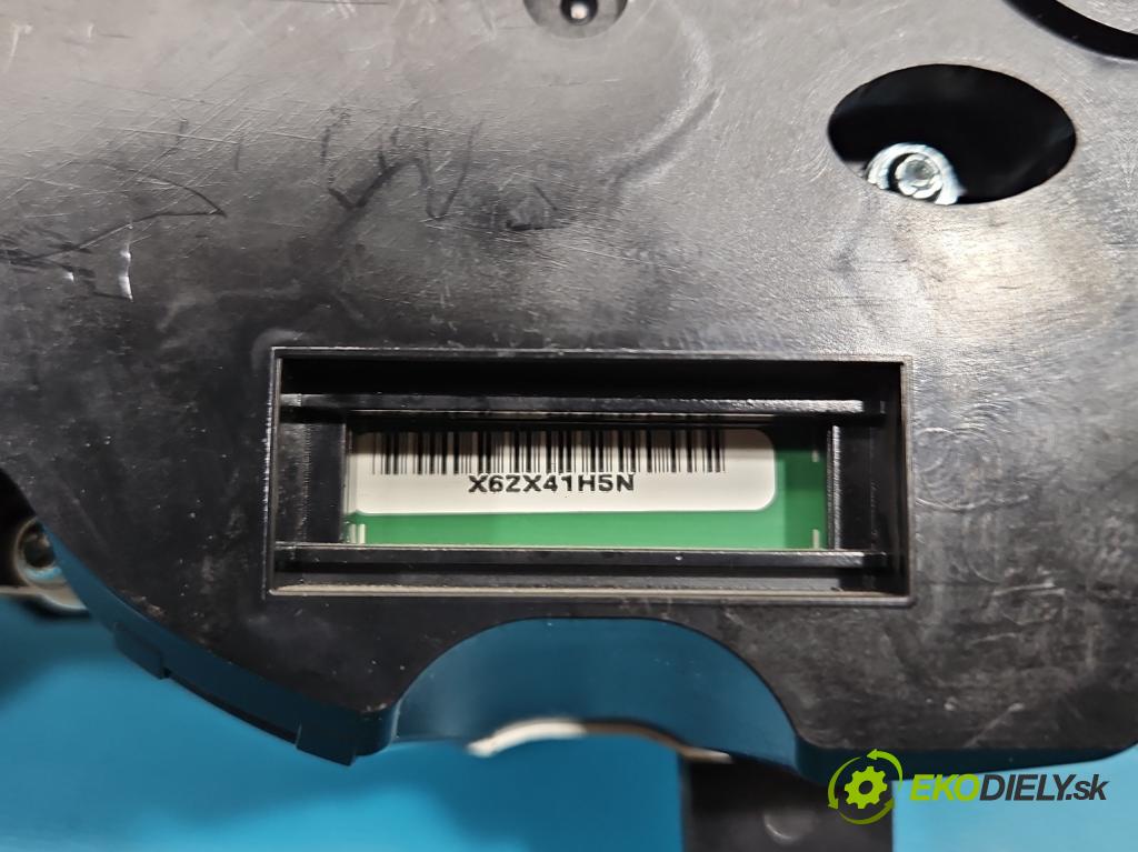 Audi Q5 2008-2016 2.0 TFSI 224hp automatic 165 kW 1984 cm3 5- prístrojovka/ budíky 8R0920930E (Prístrojová doska)