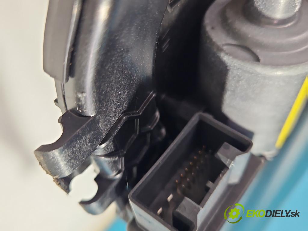 Audi Q5 2008-2016 2.0 TFSI 224 hp automatic 165 kW 1984 cm3 5- Střešní okno: 8R0877041B (Sklo karoserie)