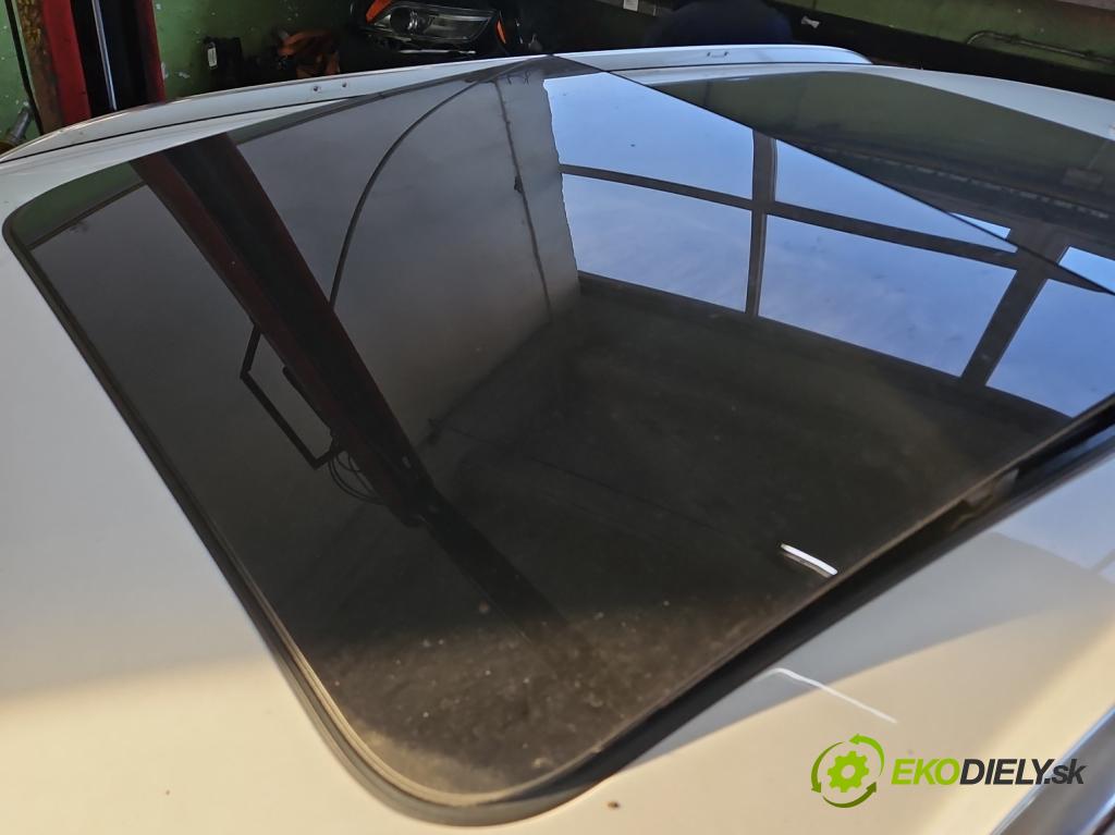 Audi Q5 2008-2016 2.0 TFSI 224 hp automatic 165 kW 1984 cm3 5- Střešní okno: 8R0877041B (Sklo karoserie)