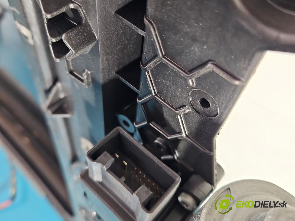 Audi Q5 2008-2016 2.0 TFSI 224 hp automatic 165 kW 1984 cm3 5- Střešní okno: 8R0877041B (Sklo karoserie)