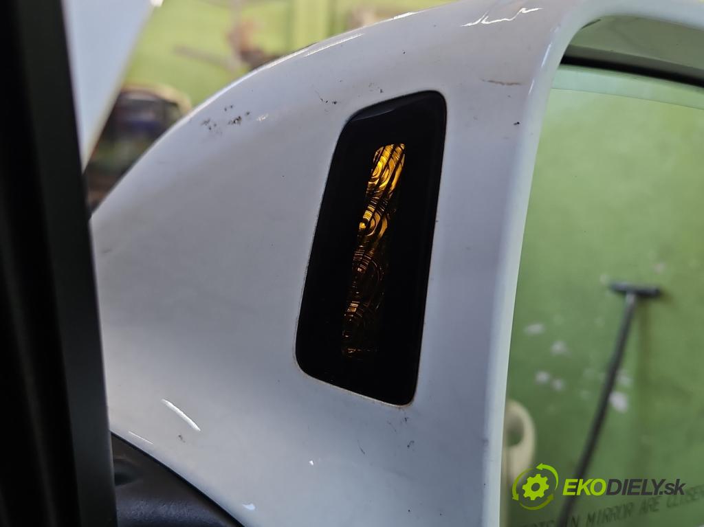 Audi Q5 2008-2016 2.0 TFSI 224 hp automatic 165 kW 1984 cm3 5- zpětné zrcátko pravé 8R1857410L (Klika dveří ostatní)