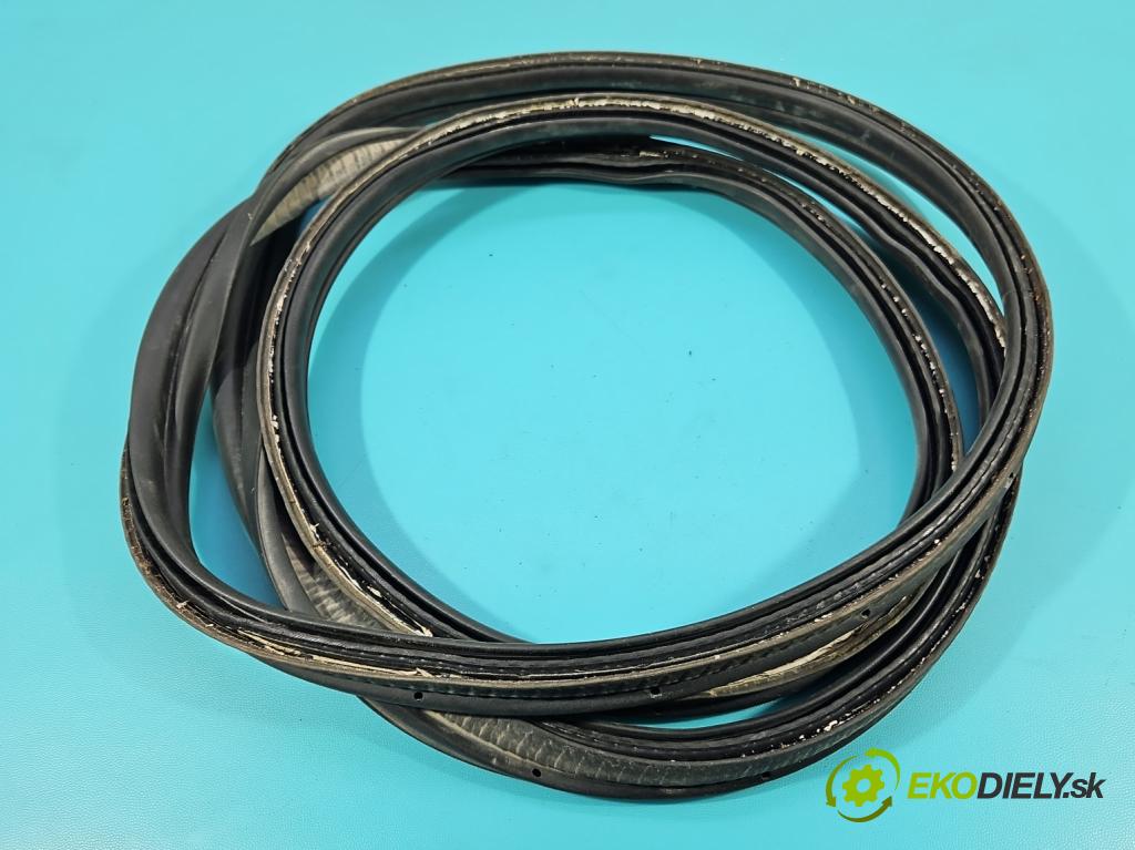 Ford Focus Mk4 2018- 1.5 TDCI 120 HP automatic 88 kW 1499 cm3 5- Těsnění: kufrové dvere