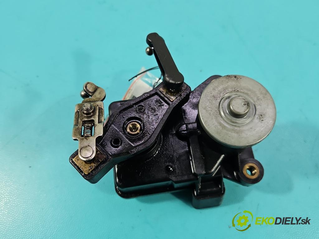 Mercedes ML W164 2005-2011 3.0 cdi 224hp automatic 165 kW 2987 cm3 5- Ovladač: klapky: kolektor A6421500494Q2 (Motorček ostatné)