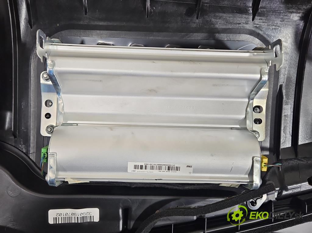 Mercedes ML W164 2005-2011 3.0 cdi 224 hp automatic 165 kW 2987 cm3 5- kokpit,přistrojova deska