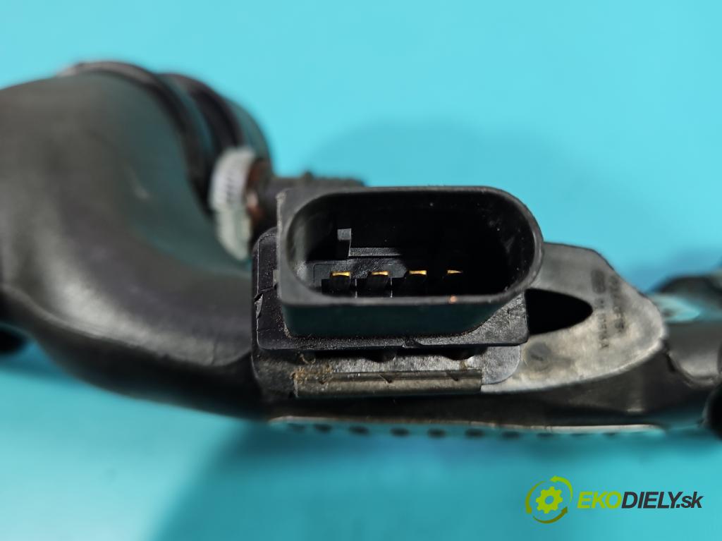 Mercedes ML W164 2005-2011 3.0 cdi 224hp automatic 165 kW 2987 cm3 5- průtokoměr: A6420943497 (Váha vzduchu)