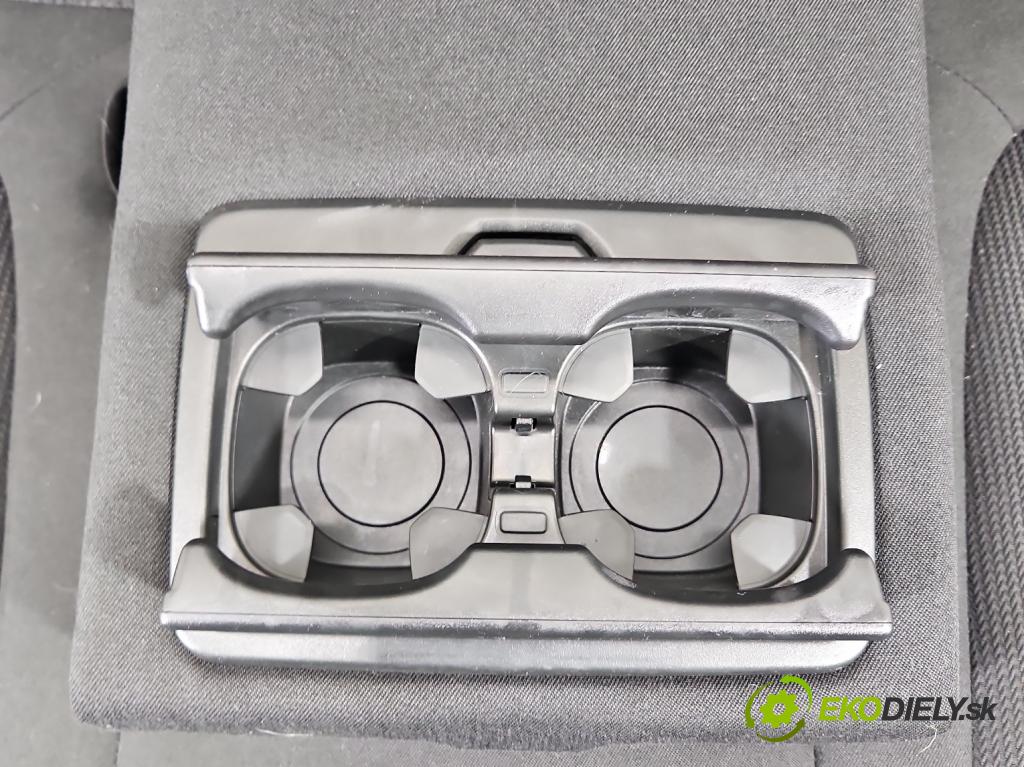 Bmw X5 F15 2013-2018 3.0d 258 HP automatic 190 kW 2993 cm3 5- Pohovka: zadné  (Sedadlo)