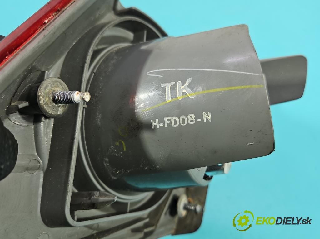 Honda City IV 2002-2008 1.4 8v 83 HP manual 61 kW 1339 cm3 4- svetlo / reflektor zadné ľavé  (Kľučka dverí ostatné)