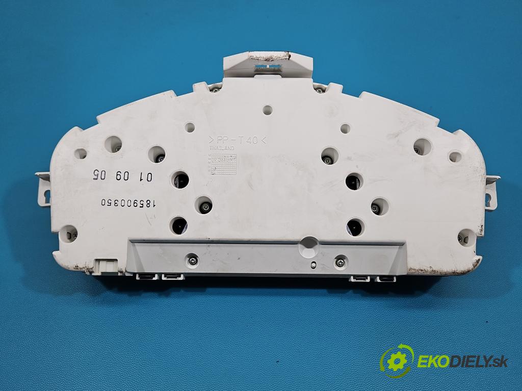 Volvo V50 2.0d 136 HP manual 100 kW 1997 cm3 5- prístrojovka/ budíky 30728645 (Prístrojová doska)