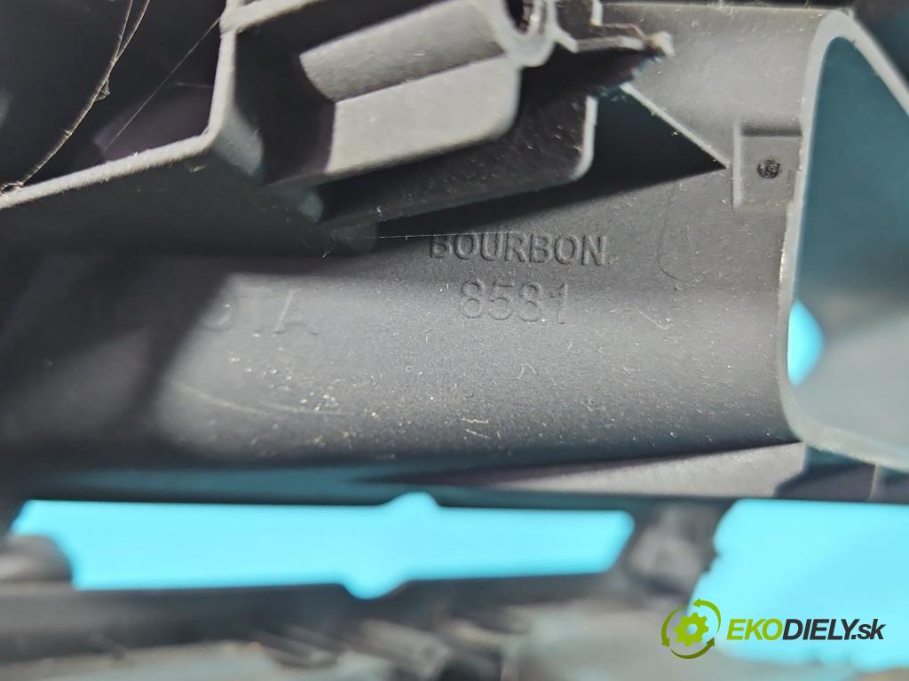 Toyota Avensis II T25 2003-2008 2.0 d4d 116 HP manual 85 kW 1995 cm3 4- Mřížka: kúrenia stredová  (Mriežka kúrenia (fukár))