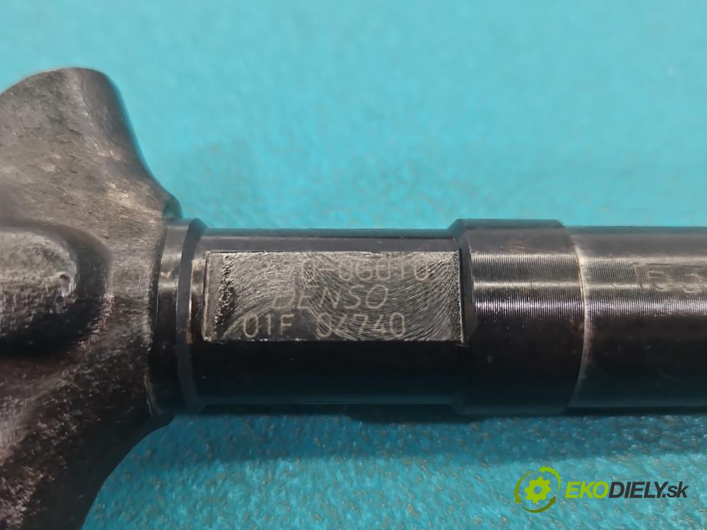 Toyota Avensis II T25 2003-2008 2.0 d4d 116 hp manual 85 kW 1995 cm3 4- vstřikovač 23670-0G010 (Vstřikovač paliva)