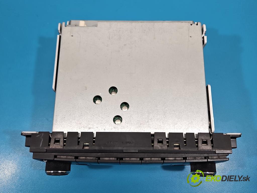 Dodge Caravan V 2007-2020 3.3 V6 178HP: automatic 131 kW 3301 cm3 5- Radio originál P05064411AE