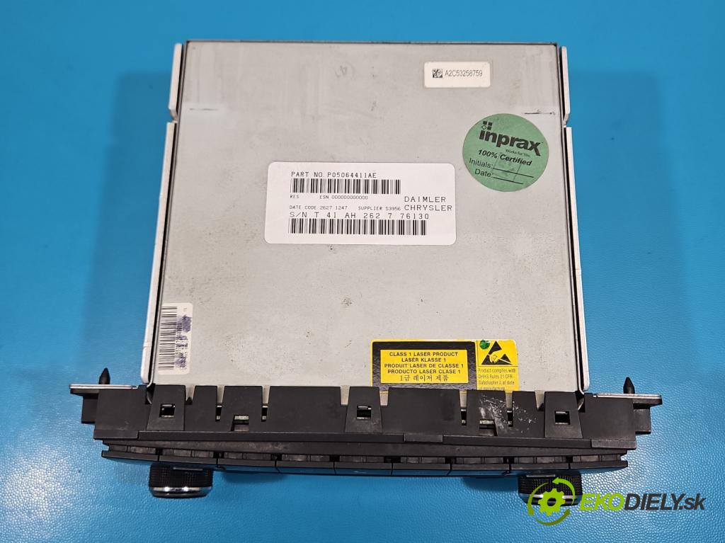 Dodge Caravan V 2007-2020 3.3 V6 178HP: automatic 131 kW 3301 cm3 5- Radio originál P05064411AE