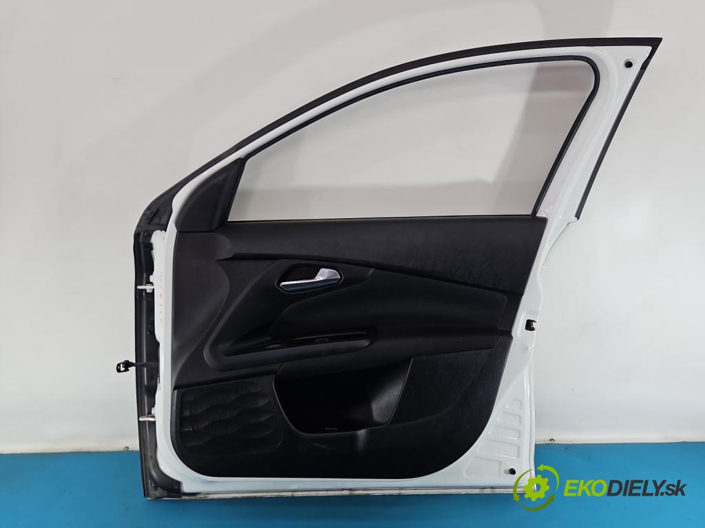 Fiat Tipo II 2015- 1.4 16v 95 HP manual 70 kW 1368 cm3 4- dvere predné pravé  (Kľučka dverí ostatné)