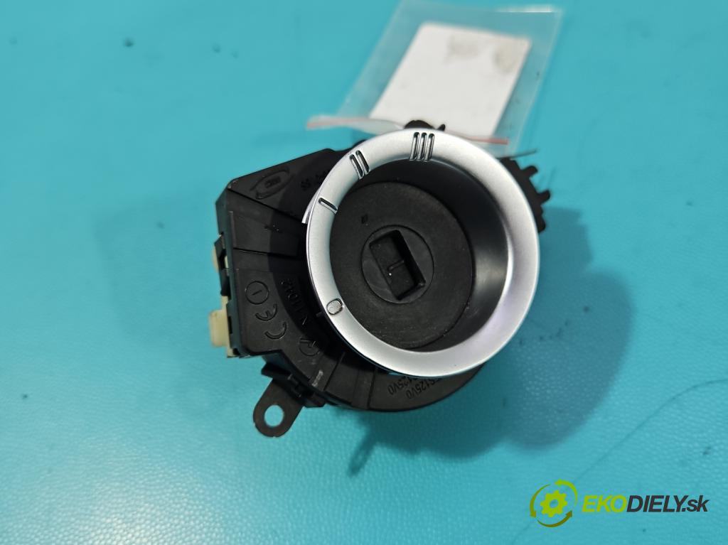 Volvo V50 2.0d 136 HP manual 100 kW 1997 cm3 5- Spínačka  (Spínacia skrinka)