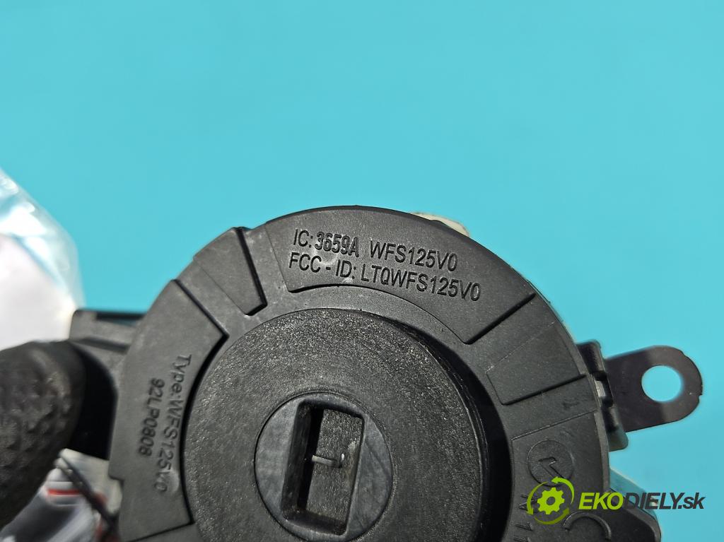 Volvo V50 2.0d 136 HP manual 100 kW 1997 cm3 5- Spínačka  (Spínacia skrinka)