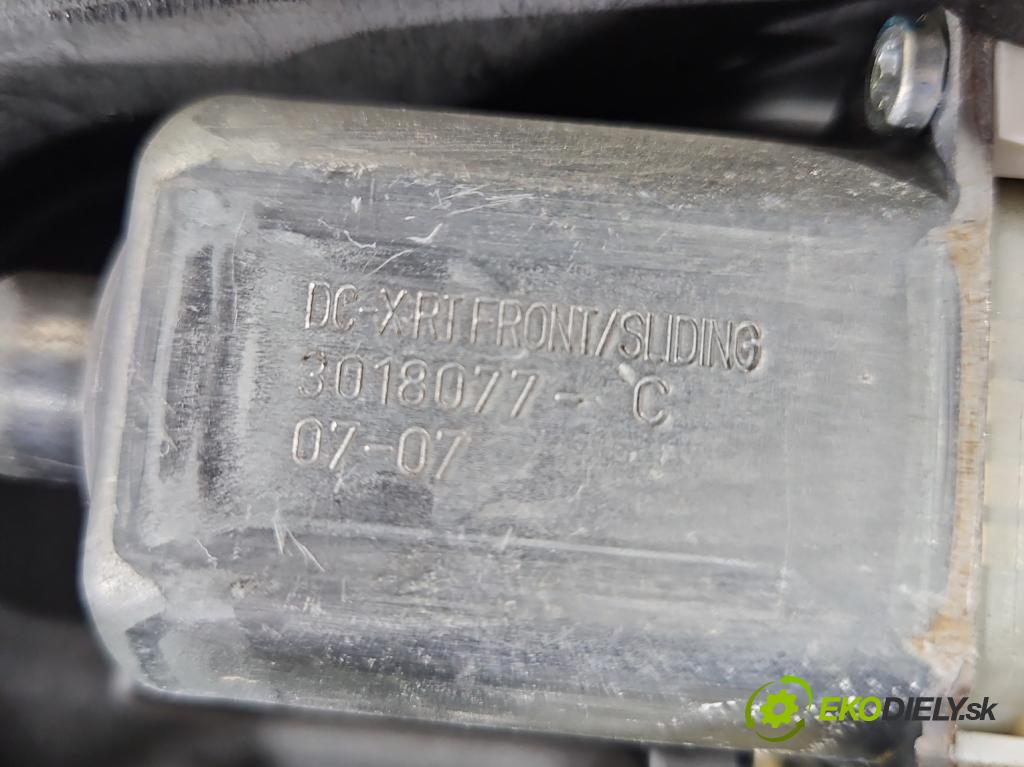 Dodge Caravan V 2007-2020 3.3 V6 178HP: automatic 131 kW 3301 cm3 5- mechanizmus okna predné ľavý A2048203126