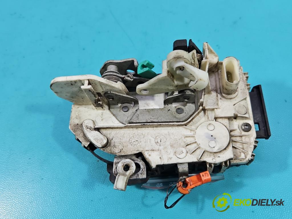 Dodge Caravan V 2007-2020 3.3 V6 178HP: automatic 131 kW 3301 cm3 5- zámok predné ľavý P04589417AE