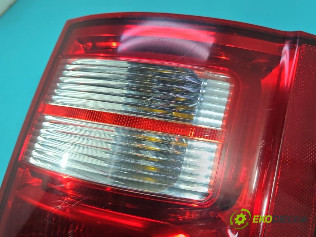 Dodge Caravan V 2007-2020 3.3 V6 178HP: automatic 131 kW 3301 cm3 5- svetlo / reflektor zadné pravé  (Kľučka dverí ostatné)